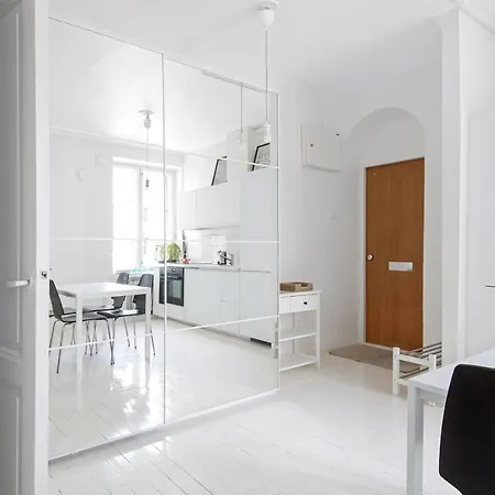 Wehost Studio For 4 With A Soothing Inner Yard Park View Apartamento